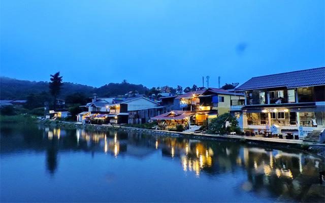 หมู่บ้านอีต่อง-กาญจนบุรี